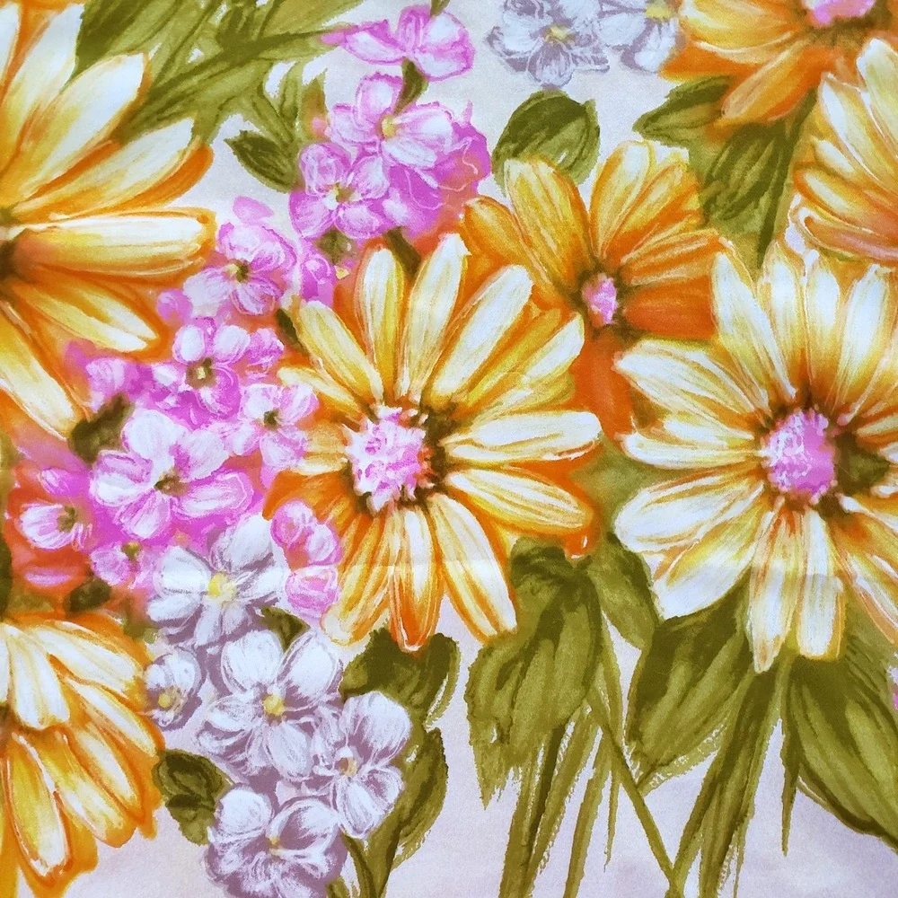 Vintage Flower Power Fabric 1.5 yds x 44w Yellow Daisies Pink Flowers